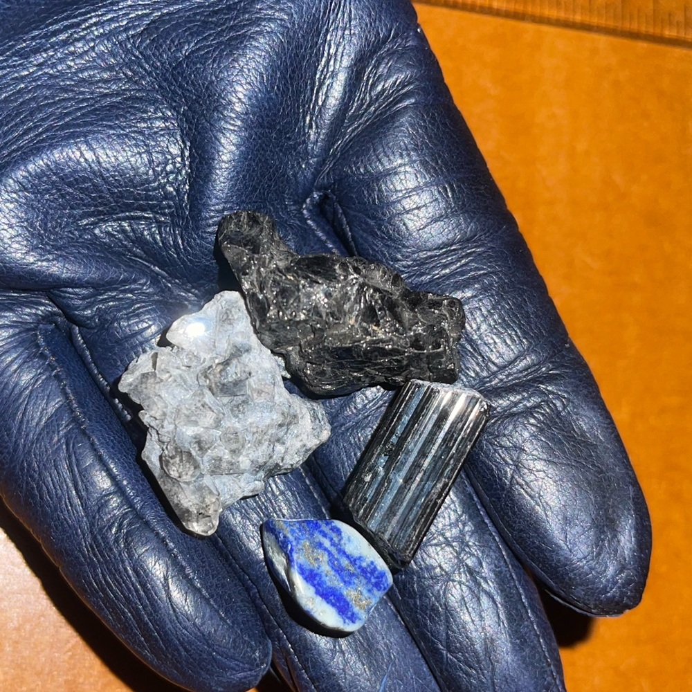 Mini Mineral Lot - Picture 6 of 12